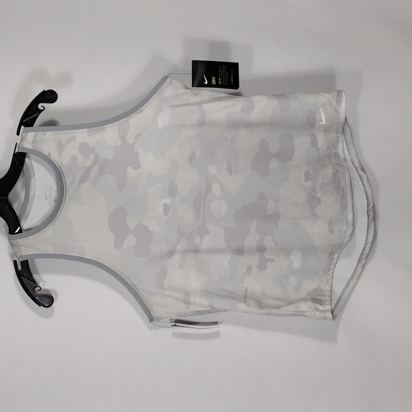 Nike Tops - NWT Nike Camo Training Standard Fit Women's Tank Top size Medium